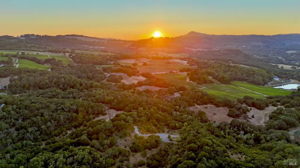 6555 Enterprise Road Glen Ellen, CA 95442