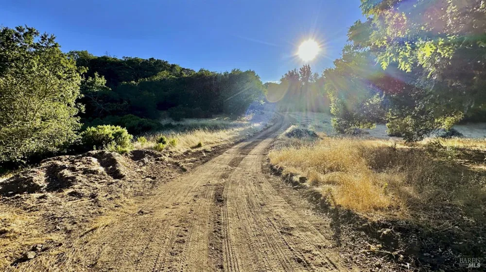 6555 Enterprise Road Glen Ellen, CA 95442