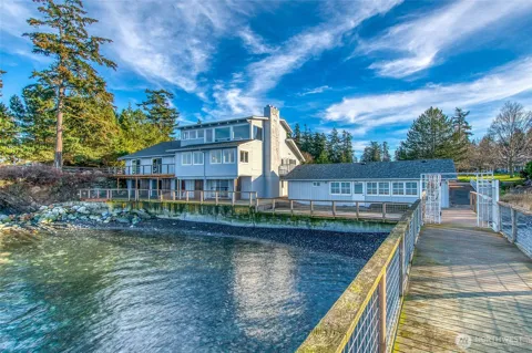 178 Fossil Bay Drive