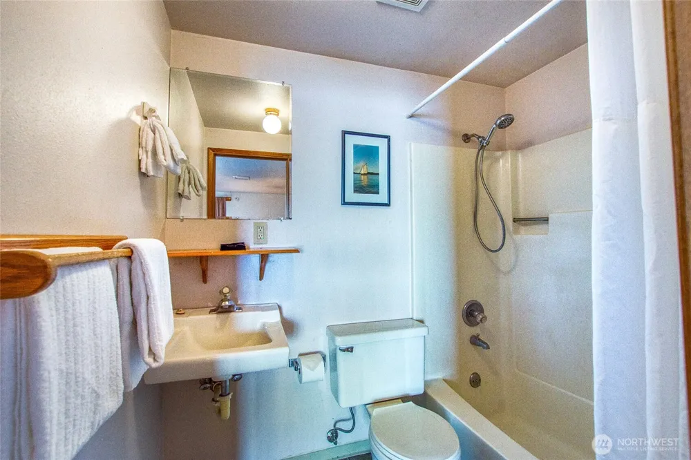 178 Fossil Bay Drive Orcas Island, WA 98245