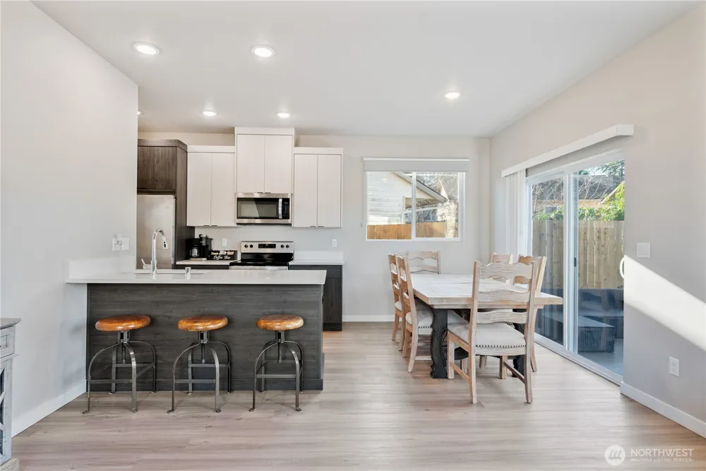 109 Hill Drive Cathlamet, WA 98612