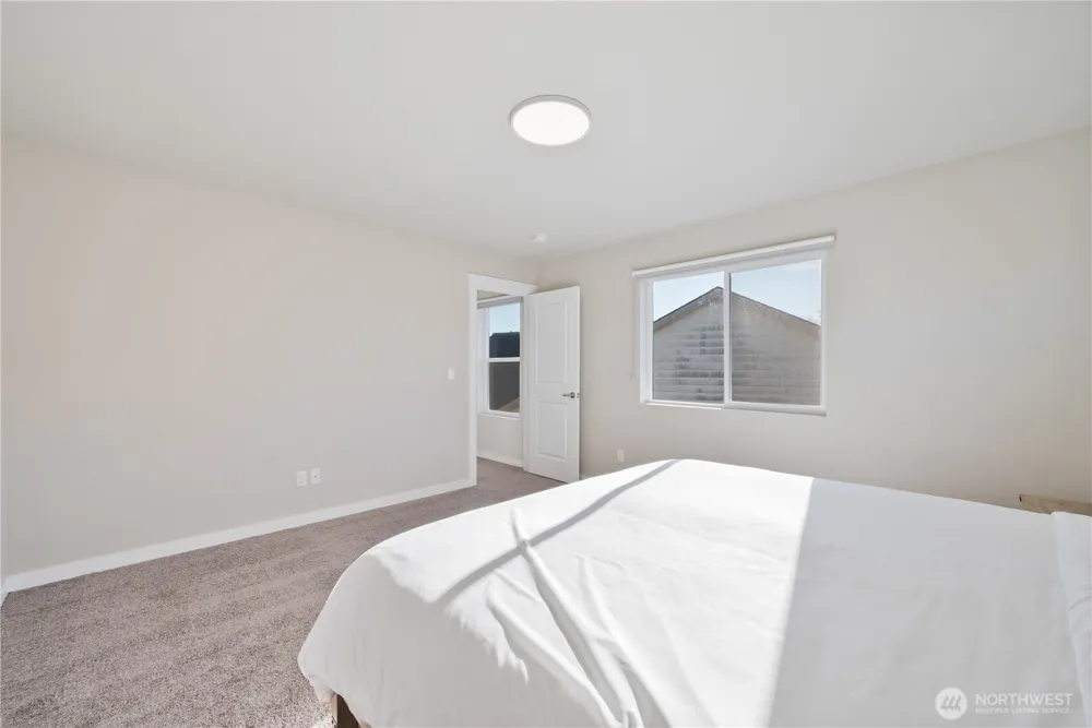 109 Hill Drive Cathlamet, WA 98612
