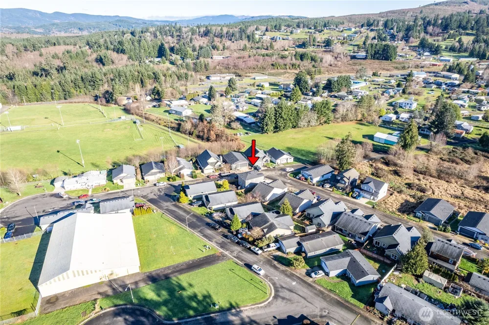 109 Hill Drive Cathlamet, WA 98612
