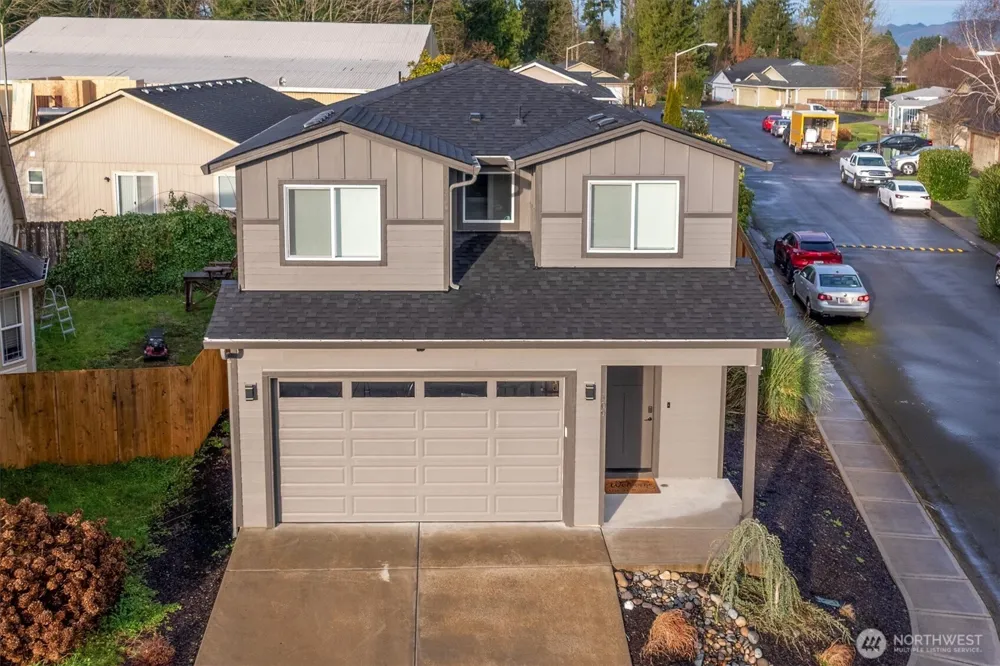 109 Hill Drive Cathlamet, WA 98612
