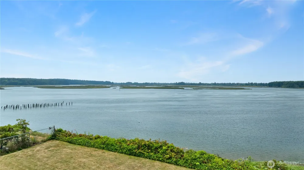 16 Whalebone Way Aberdeen, WA 98520