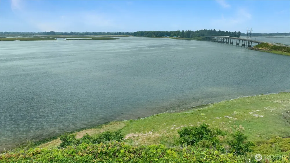 16 Whalebone Way Aberdeen, WA 98520