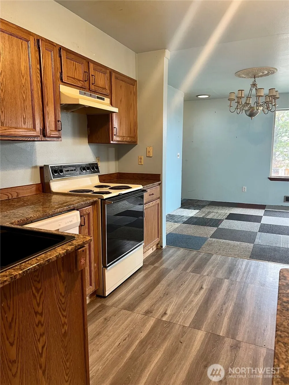 111 Lower Tower Street Riverside, WA 98849