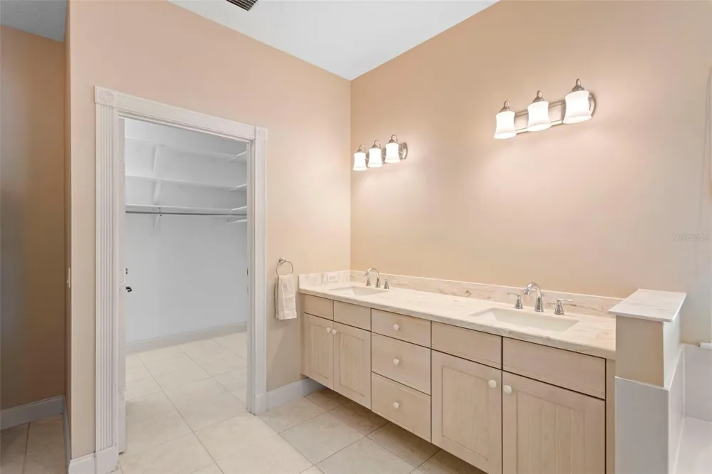42554 MAGGIE JONES ROAD Paisley, FL 32767
