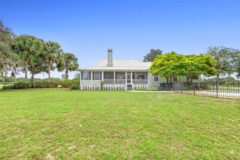 42554 MAGGIE JONES ROAD Paisley, FL 32767