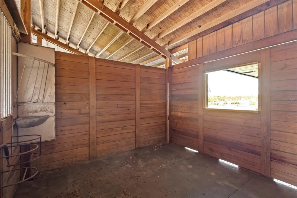 42554 MAGGIE JONES ROAD Paisley, FL 32767