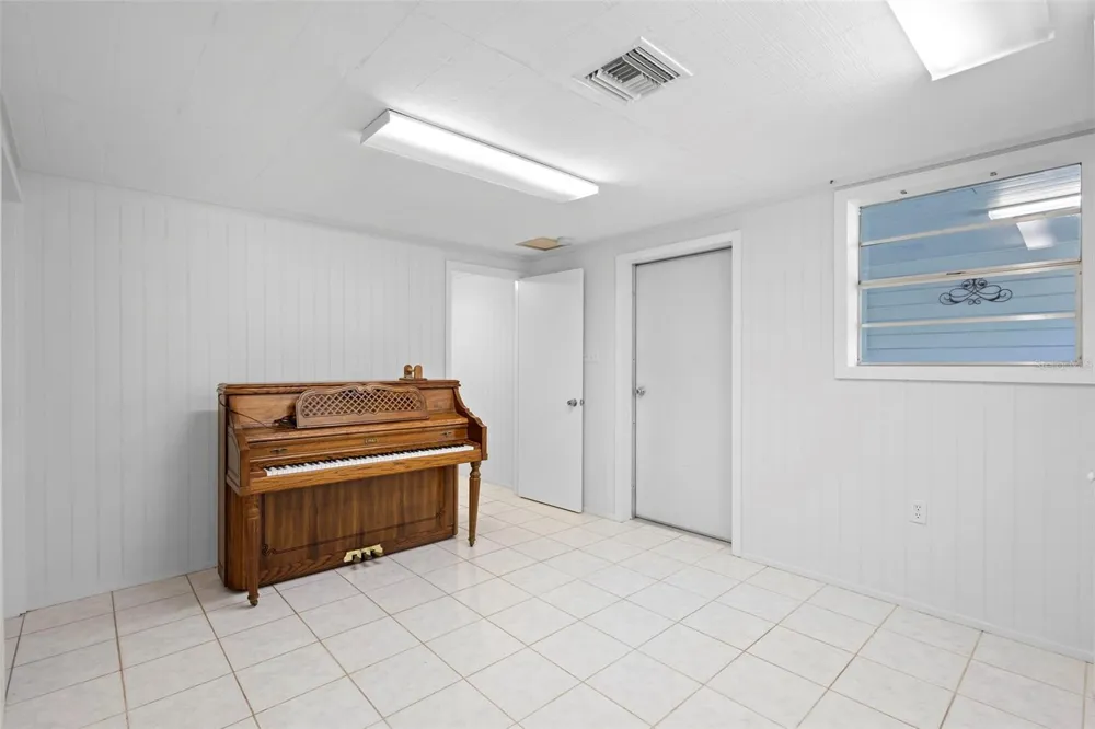 42554 MAGGIE JONES ROAD Paisley, FL 32767