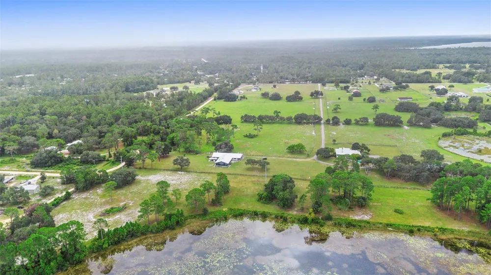 42554 MAGGIE JONES ROAD Paisley, FL 32767