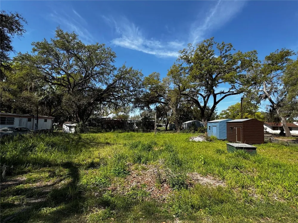 4919 HURON STREET Zephyrhills, FL 33541