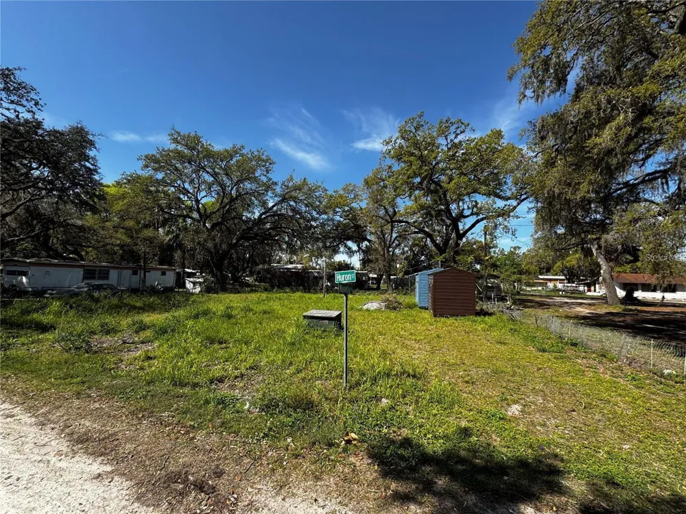 4919 HURON STREET Zephyrhills, FL 33541