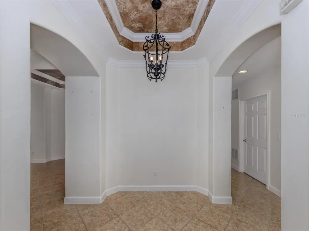 122 BELLA VISTA TERRACE #8A North Venice, FL 34275