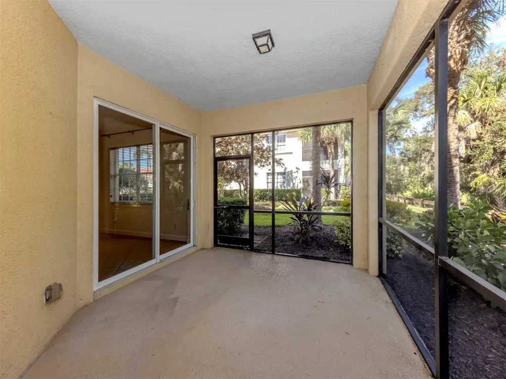 122 BELLA VISTA TERRACE #8A North Venice, FL 34275
