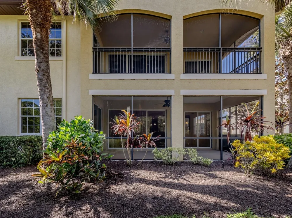 122 BELLA VISTA TERRACE #8A North Venice, FL 34275
