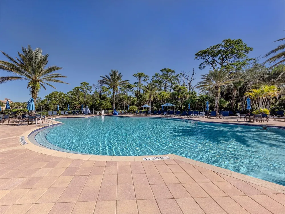 122 BELLA VISTA TERRACE #8A North Venice, FL 34275