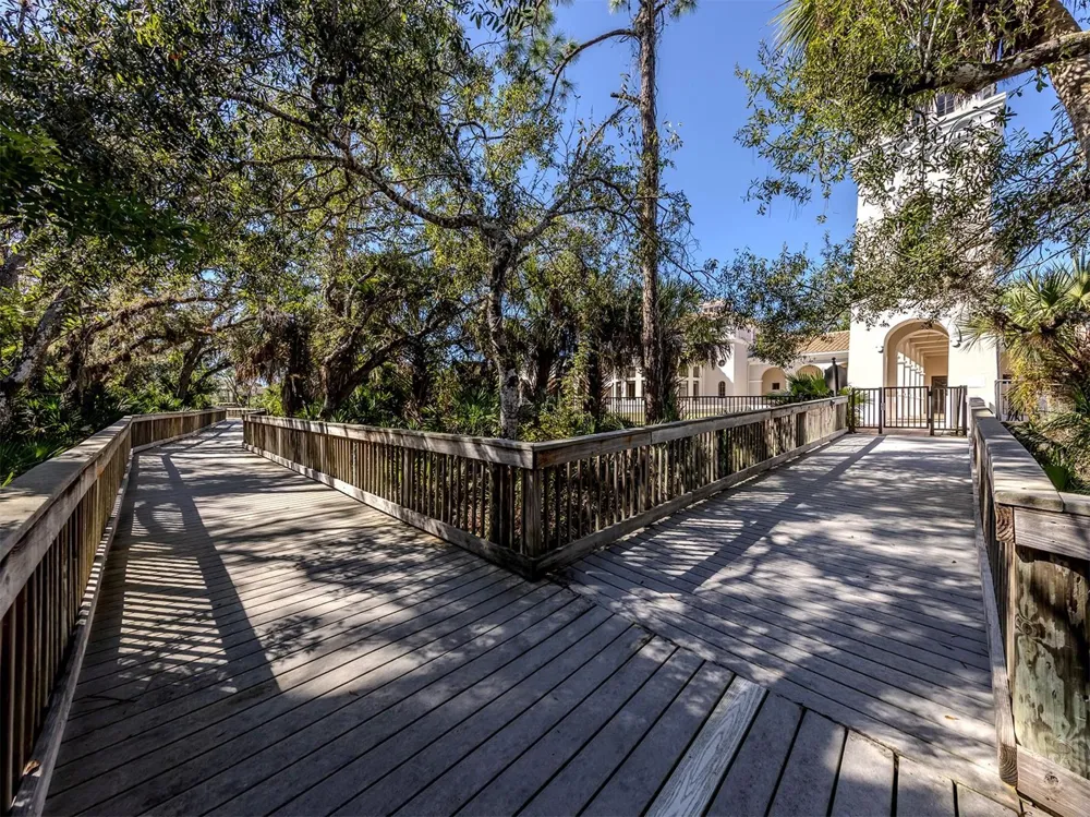 122 BELLA VISTA TERRACE #8A North Venice, FL 34275