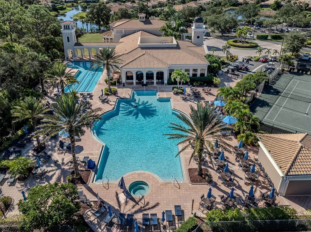 122 BELLA VISTA TERRACE #8A North Venice, FL 34275