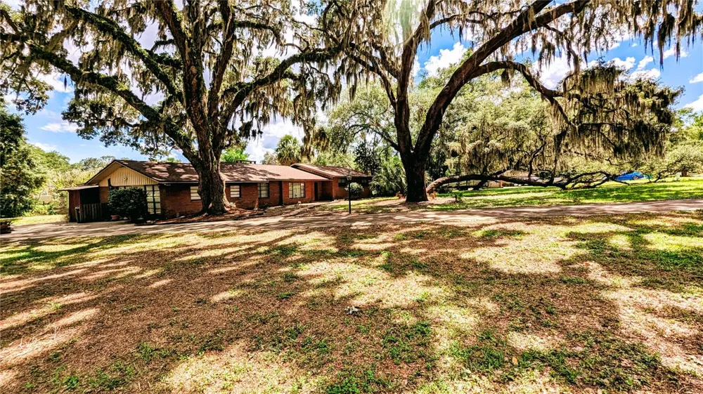 5309 COUNTY ROAD 114D Wildwood, FL 34785