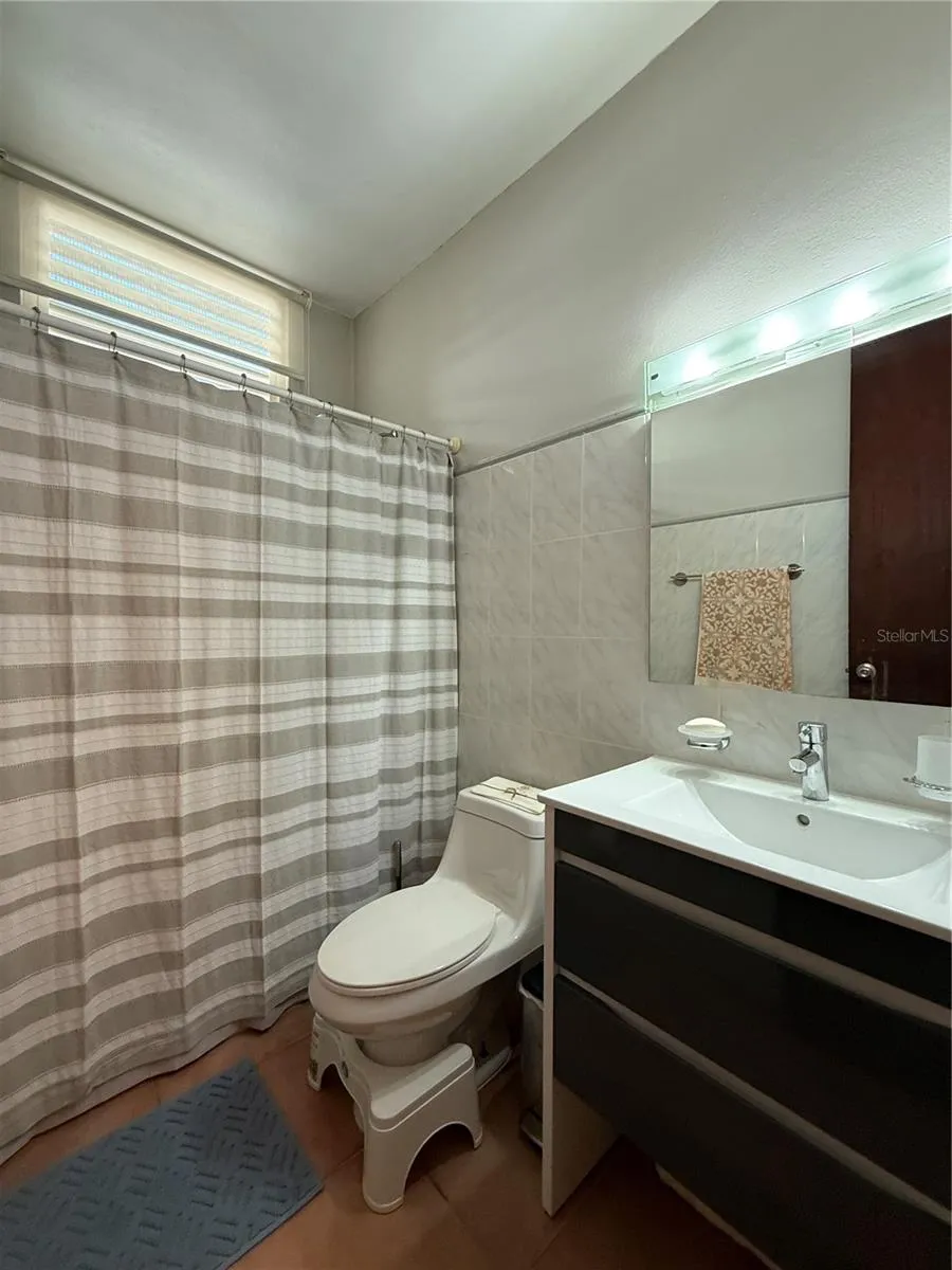 . TOPACIO STREET #F-22 Dorado, PR 00646