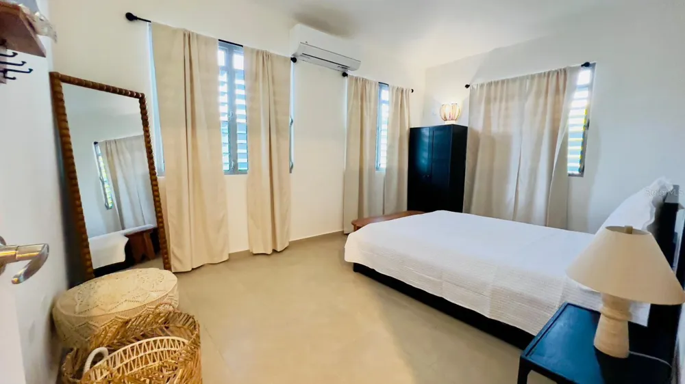 3418 CALLE UROYUAN Rincon, PR 00677