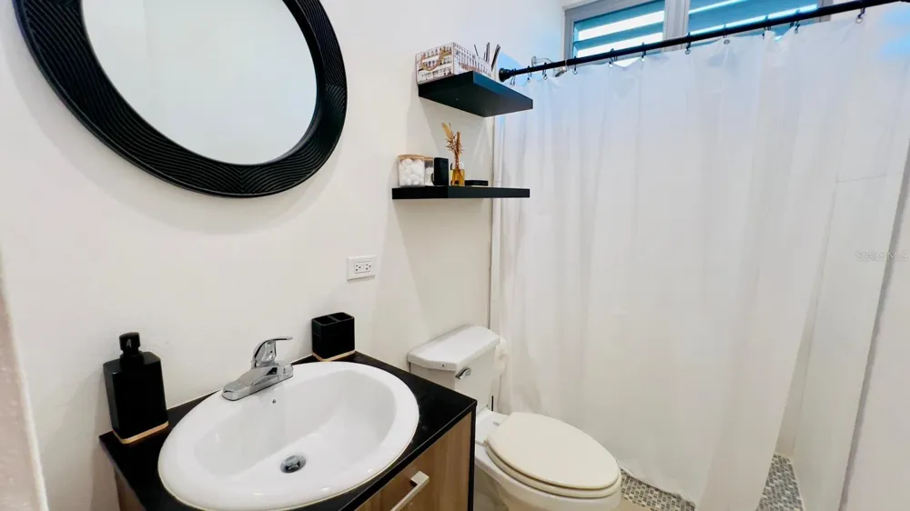 3418 CALLE UROYUAN Rincon, PR 00677