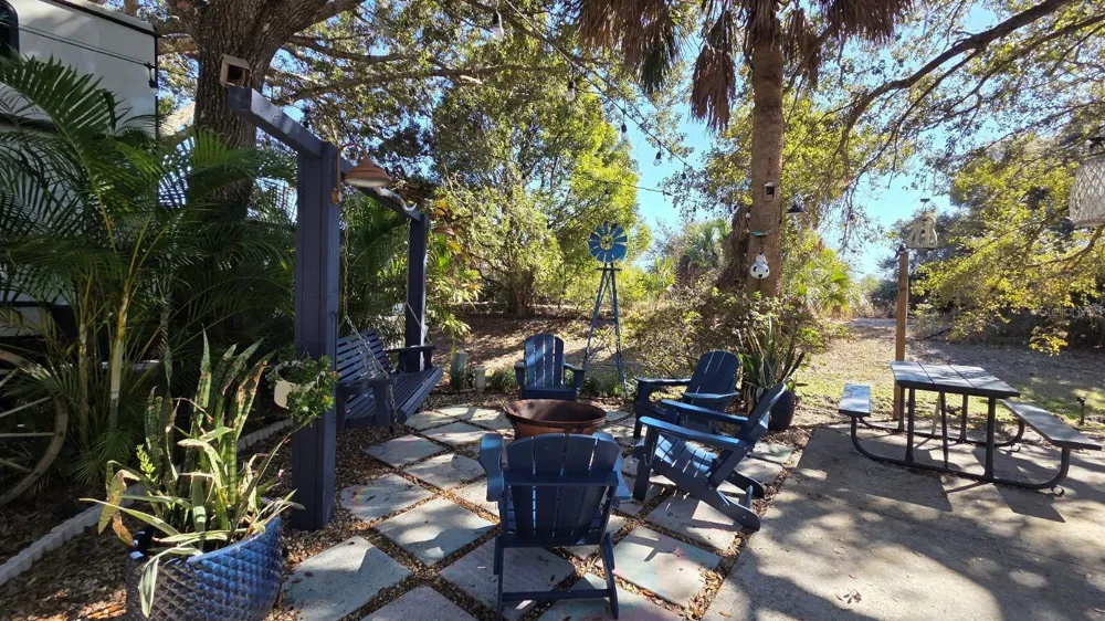 174 APPALOOSA TRAIL River Ranch, FL 33867