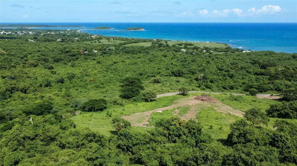 2C HACIENDA PUERTO REAL Vieques, PR 00765