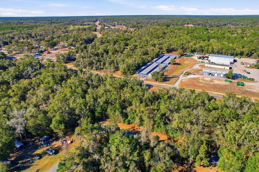 7021 & 7017 LECANTO HIGHWAY Hernando, FL 34442