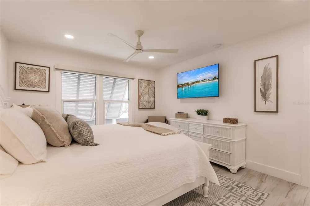 6042 W PEPPERTREE WAY #224B Sarasota, FL 34242