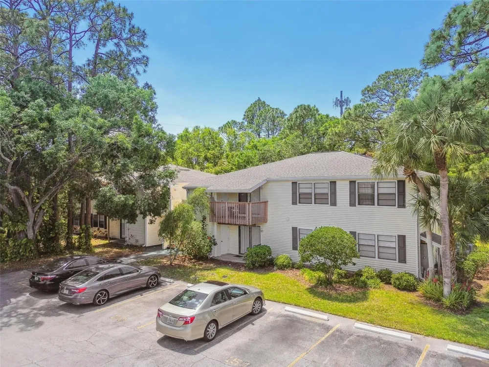 134 SYCAMORE LANE #H Oldsmar, FL 34677