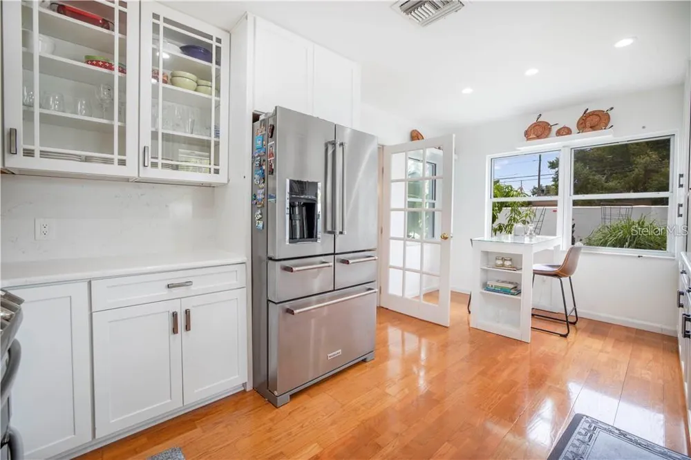2200 2ND STREET St Petersburg, FL 33704