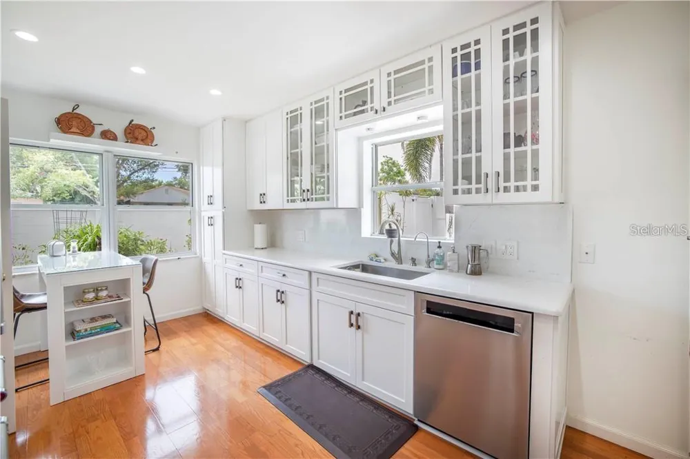2200 2ND STREET St Petersburg, FL 33704