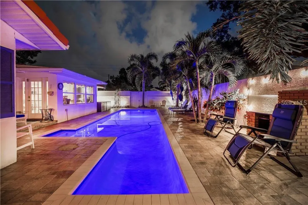 2200 2ND STREET St Petersburg, FL 33704