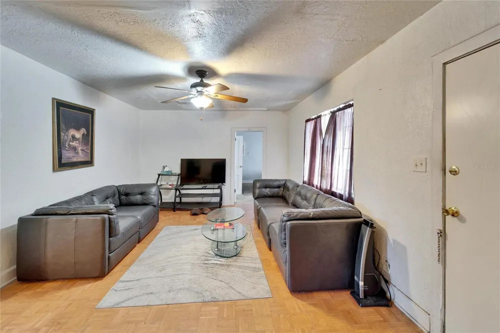 2606 BOULEVARD Tampa, FL 33602