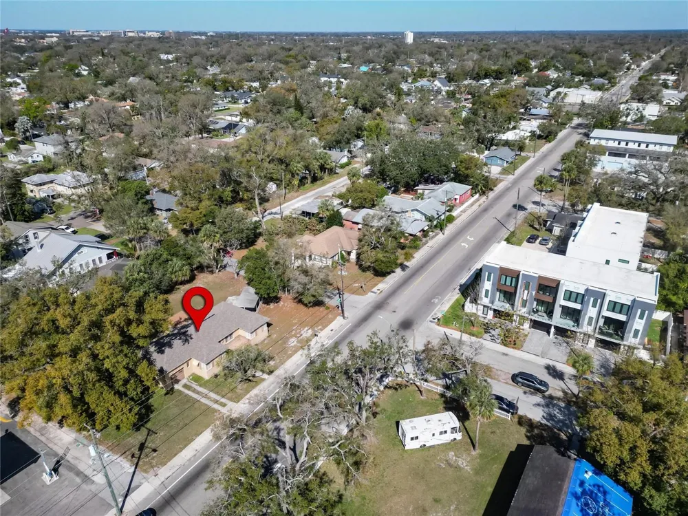 2606 BOULEVARD Tampa, FL 33602