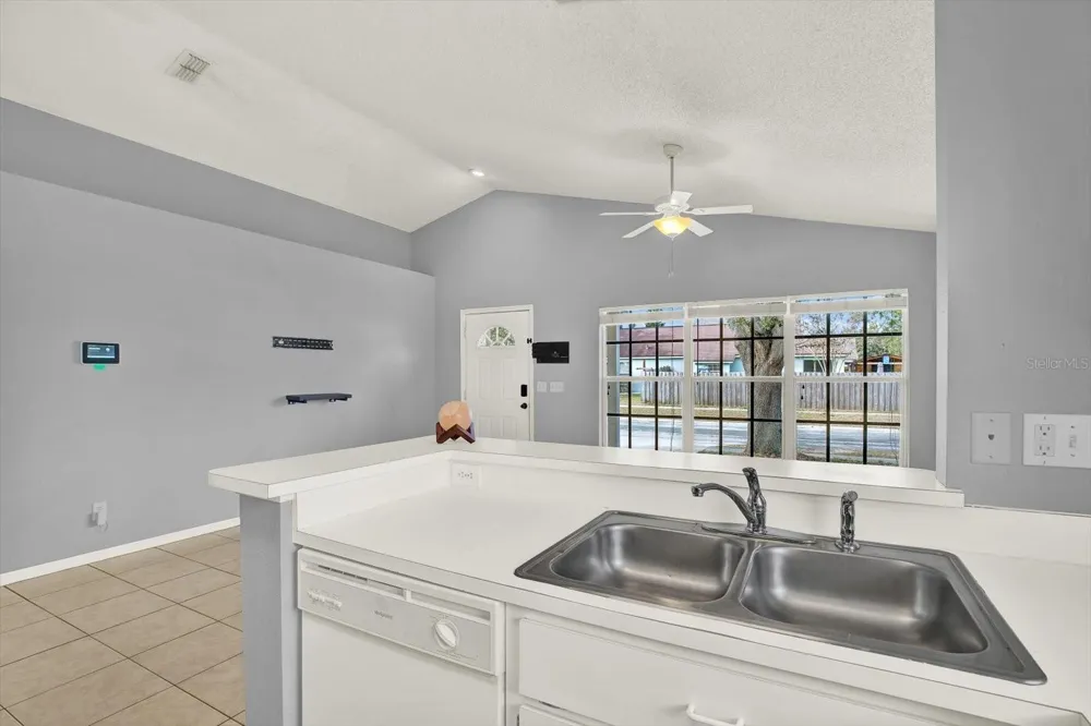 1618 CITRUS ORCHARD WAY Valrico, FL 33594