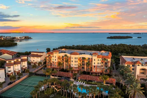 1645 PINELLAS BAYWAY S #B2