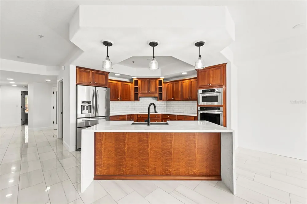1645 PINELLAS BAYWAY S #B2 Tierra Verde, FL 33715
