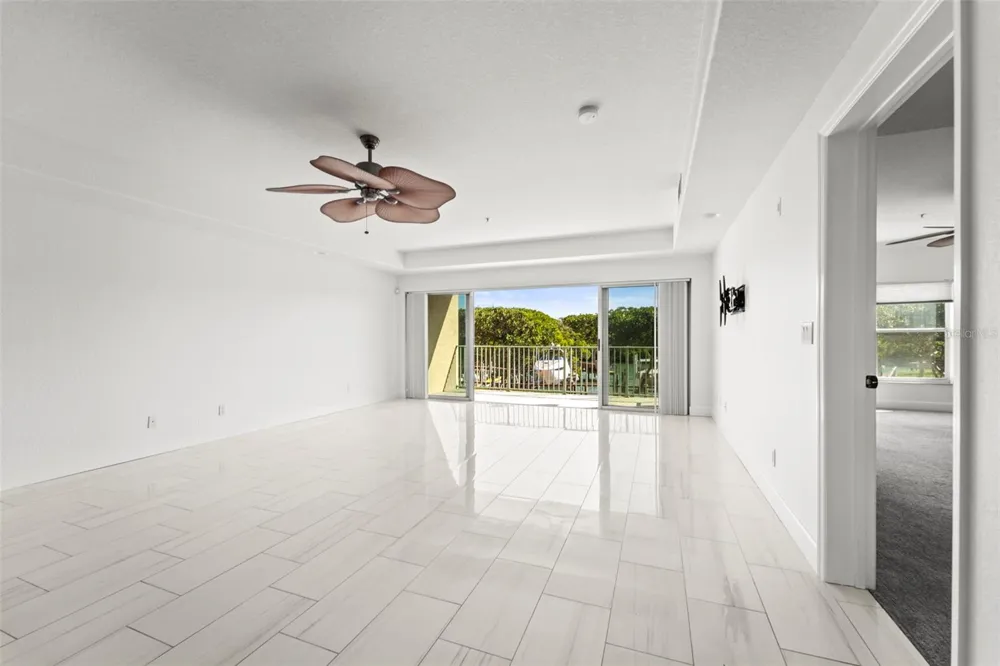 1645 PINELLAS BAYWAY S #B2 Tierra Verde, FL 33715