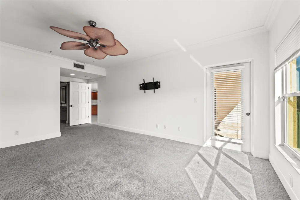 1645 PINELLAS BAYWAY S #B2 Tierra Verde, FL 33715