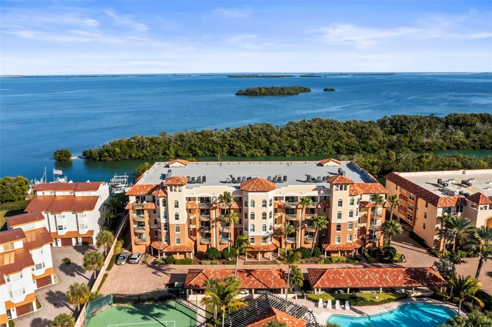 1645 PINELLAS BAYWAY S #B2 Tierra Verde, FL 33715