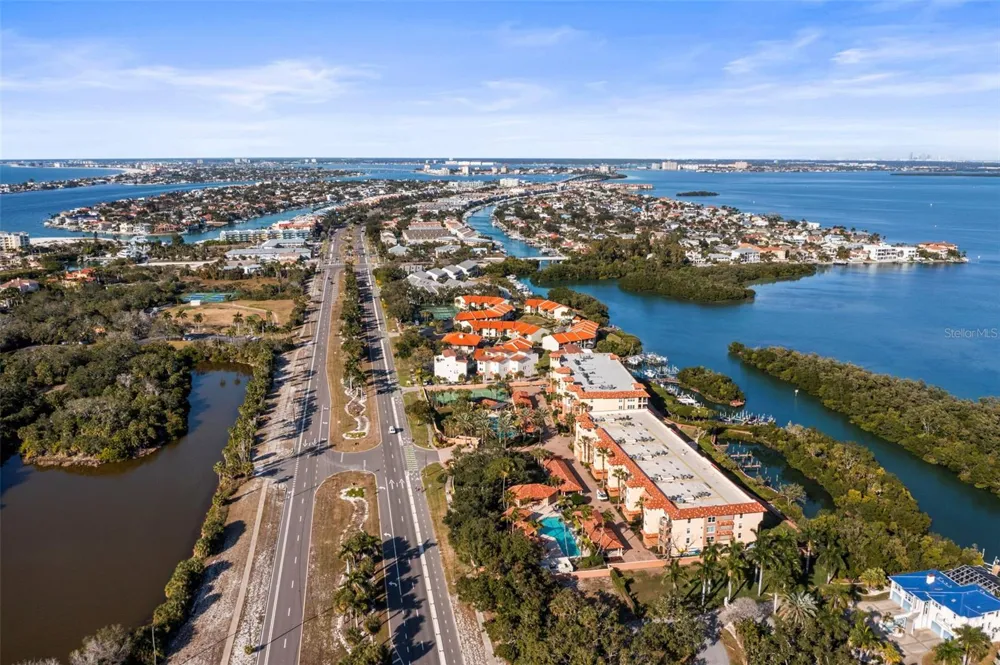 1645 PINELLAS BAYWAY S #B2 Tierra Verde, FL 33715