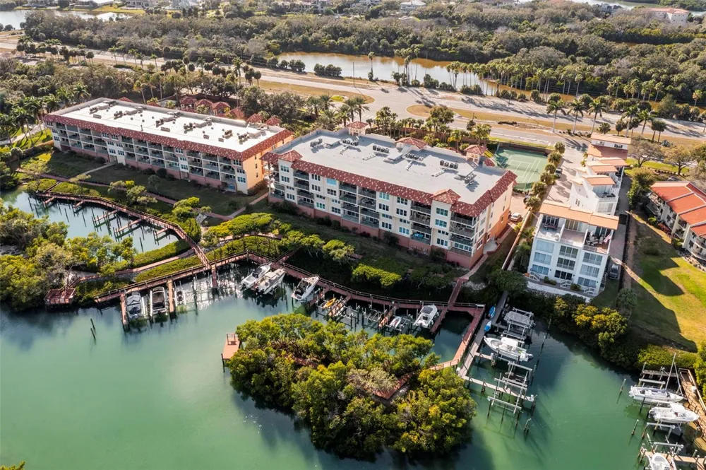 1645 PINELLAS BAYWAY S #B2 Tierra Verde, FL 33715