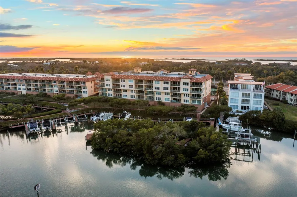 1645 PINELLAS BAYWAY S #B2 Tierra Verde, FL 33715