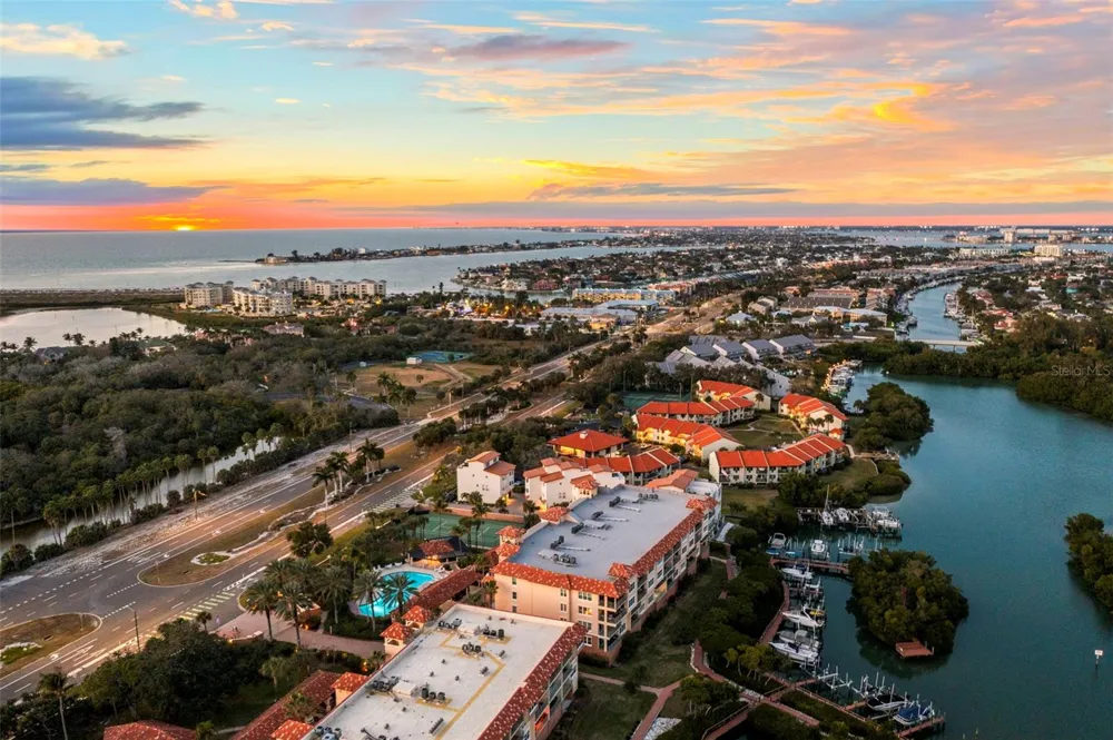 1645 PINELLAS BAYWAY S #B2 Tierra Verde, FL 33715