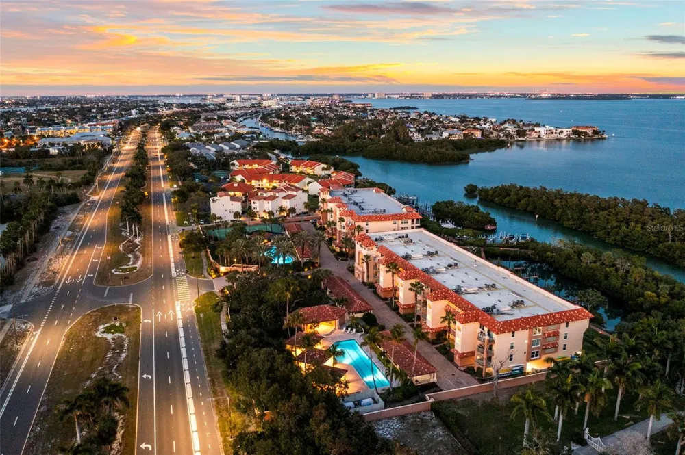 1645 PINELLAS BAYWAY S #B2 Tierra Verde, FL 33715