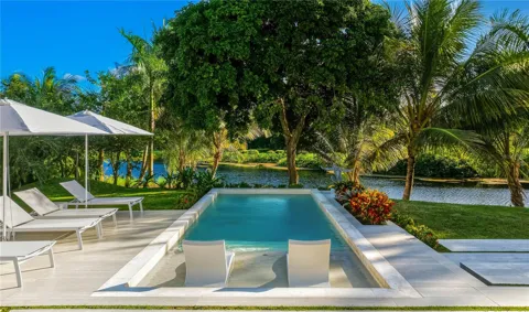 7000 BAHIA BEACH BLVD., 23 LAS ESTANCIAS